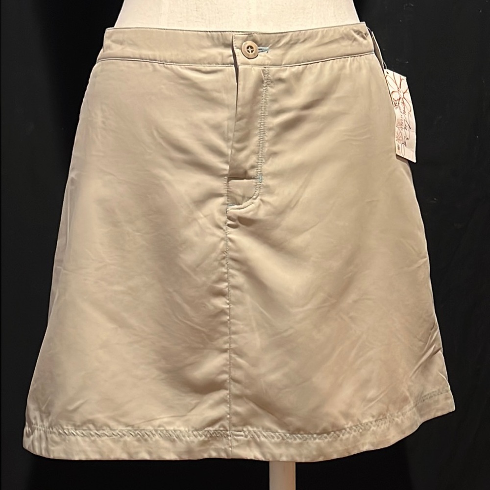 Aventura “solid rapid skirt“ with hip pockets in wheat”/khaki-SPF fabric-NWT